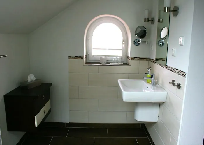 宾馆 Wein-domizil Brennofen